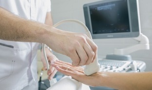 diagnostika onemocnění bolesti kloubů prstů